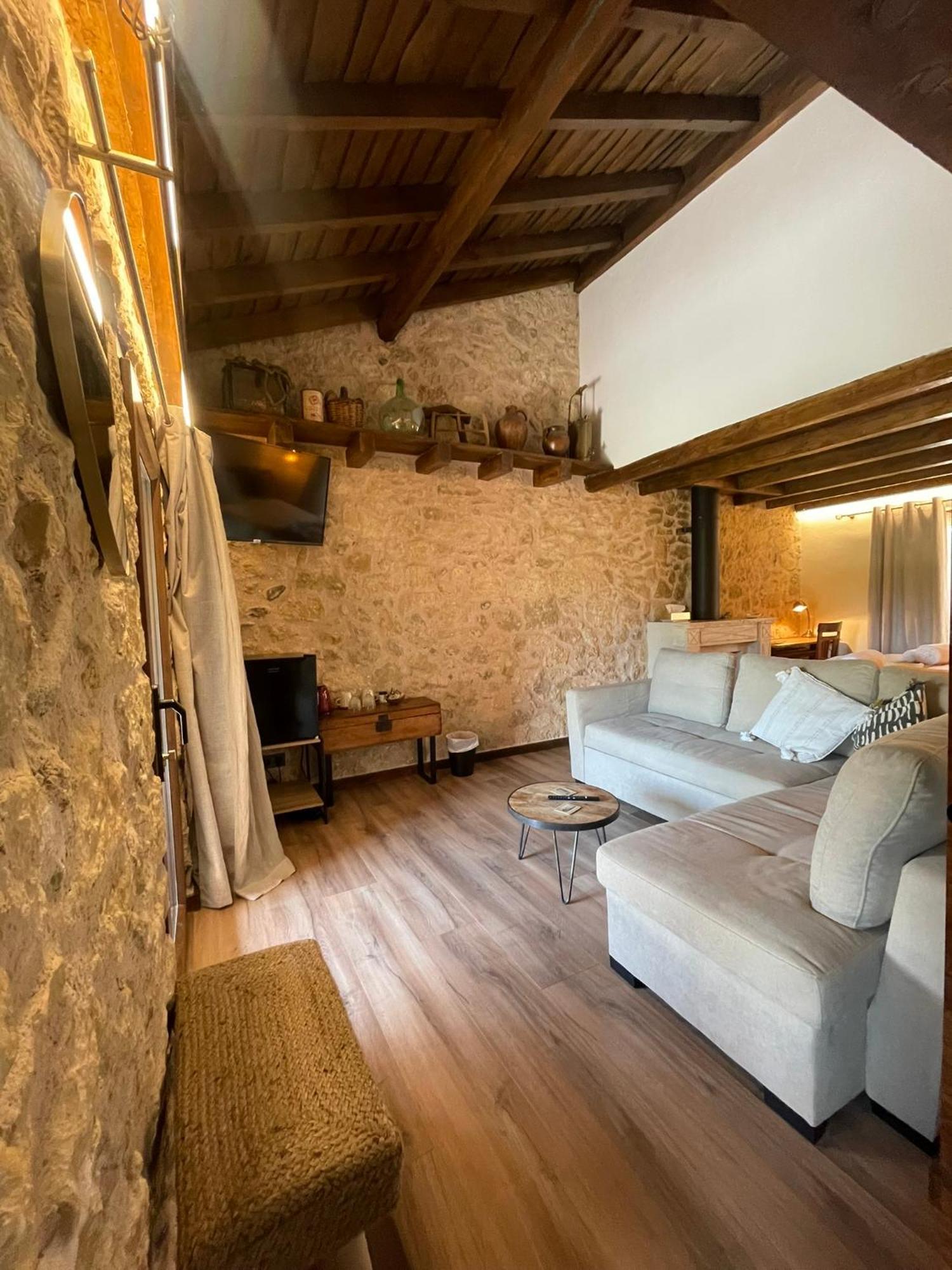 La Casa Del Cantero * Pinilla del Valle